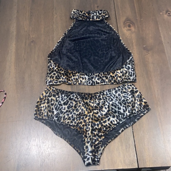 The Pleasure Company animal print halter top with matching bottoms - Picture 4 of 11